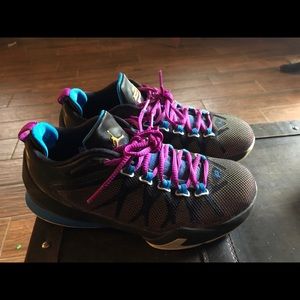 Boys Jordan’s size 5